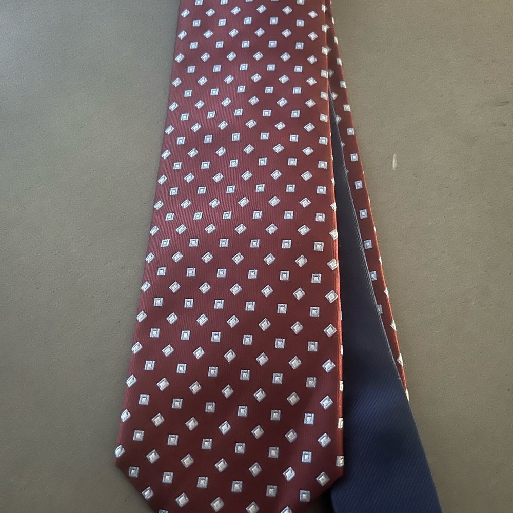 Tommy Hilfiger silk tie